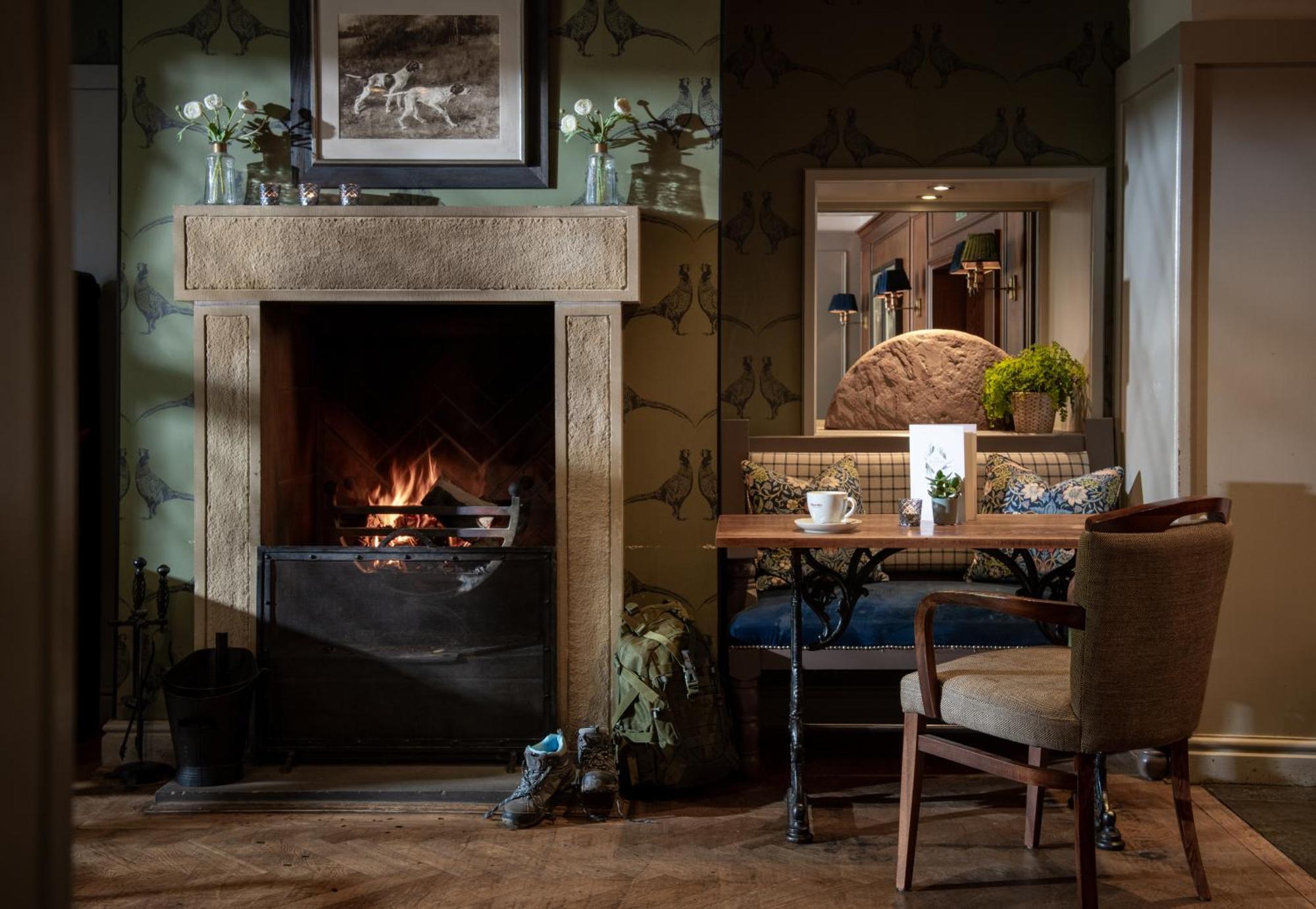 ホテル The Millstone, Mellor ブラックバーン エクステリア 写真 The restaurant at The Old parsonage