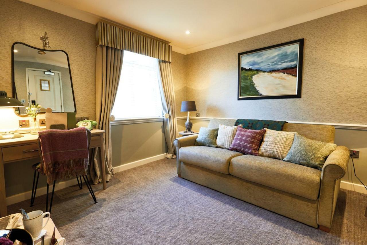 ホテル The Millstone, Mellor ブラックバーン エクステリア 写真 A suite at the hotel